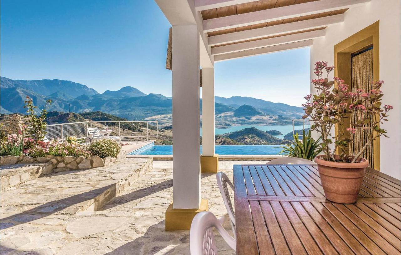 Awesome Home In Cadiz With Swimming Pool El Gastor Exterior photo